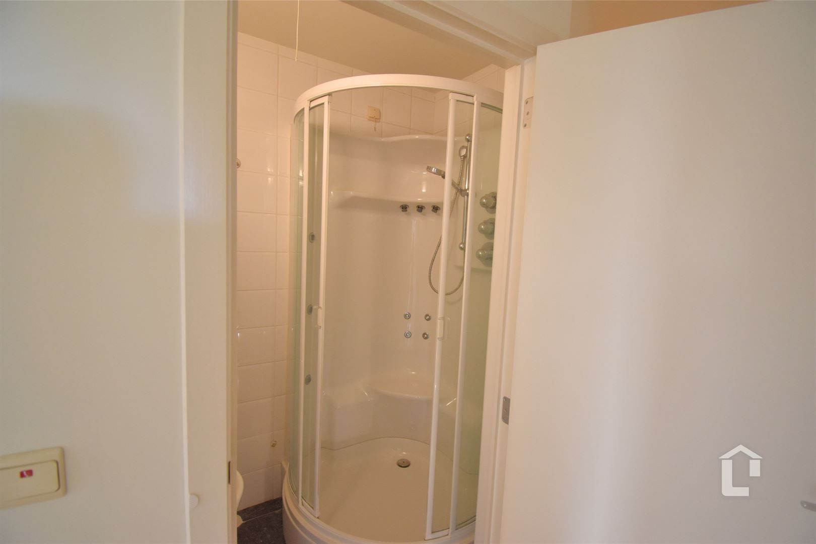 Instapklaar appartement in 't groen in Sint-Martens-Latem foto 13