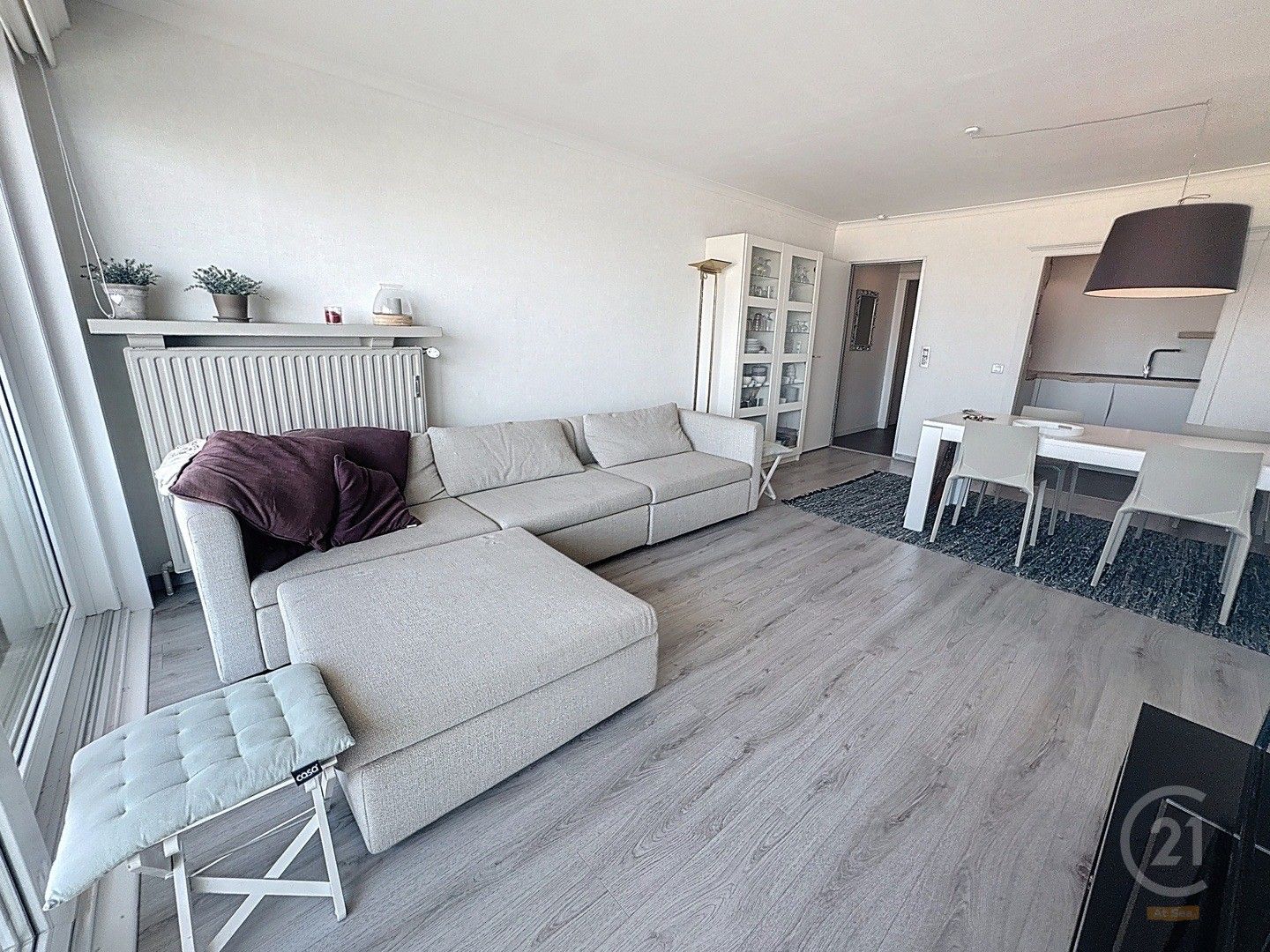 Appartement met 2 slaapkamers én zeezicht! foto 3