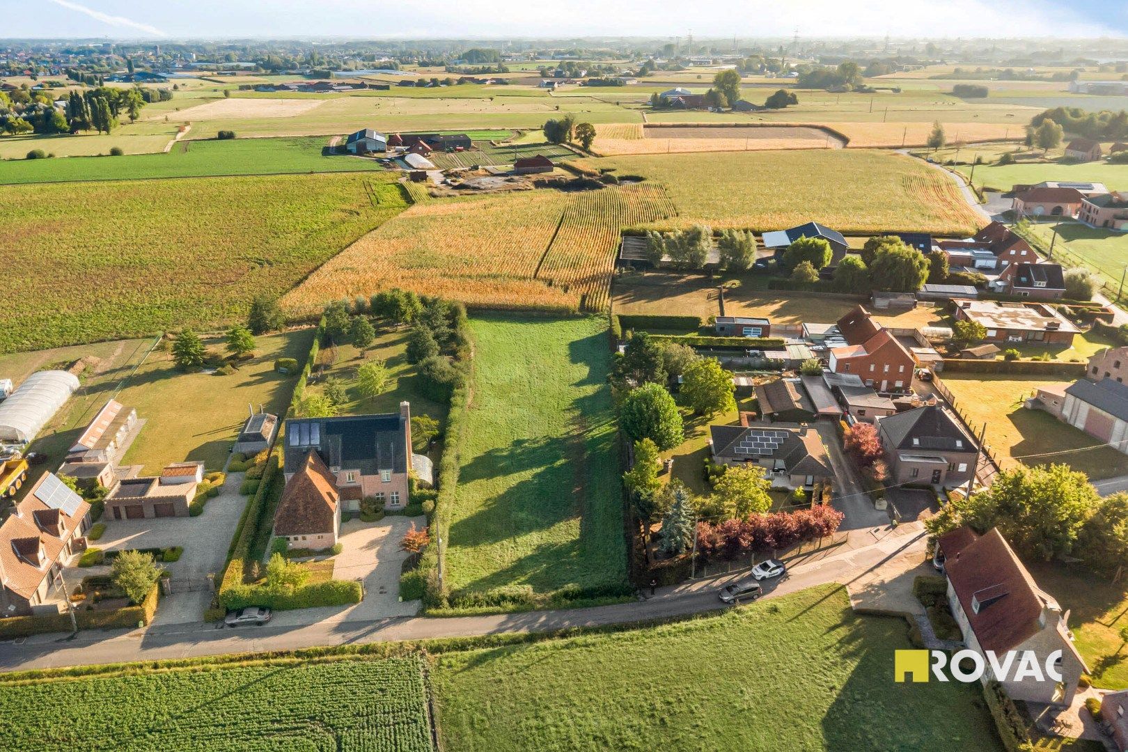 Uniek gelegen perceel bouwgrond van 2.642 m²! foto {{pictureIndex}}