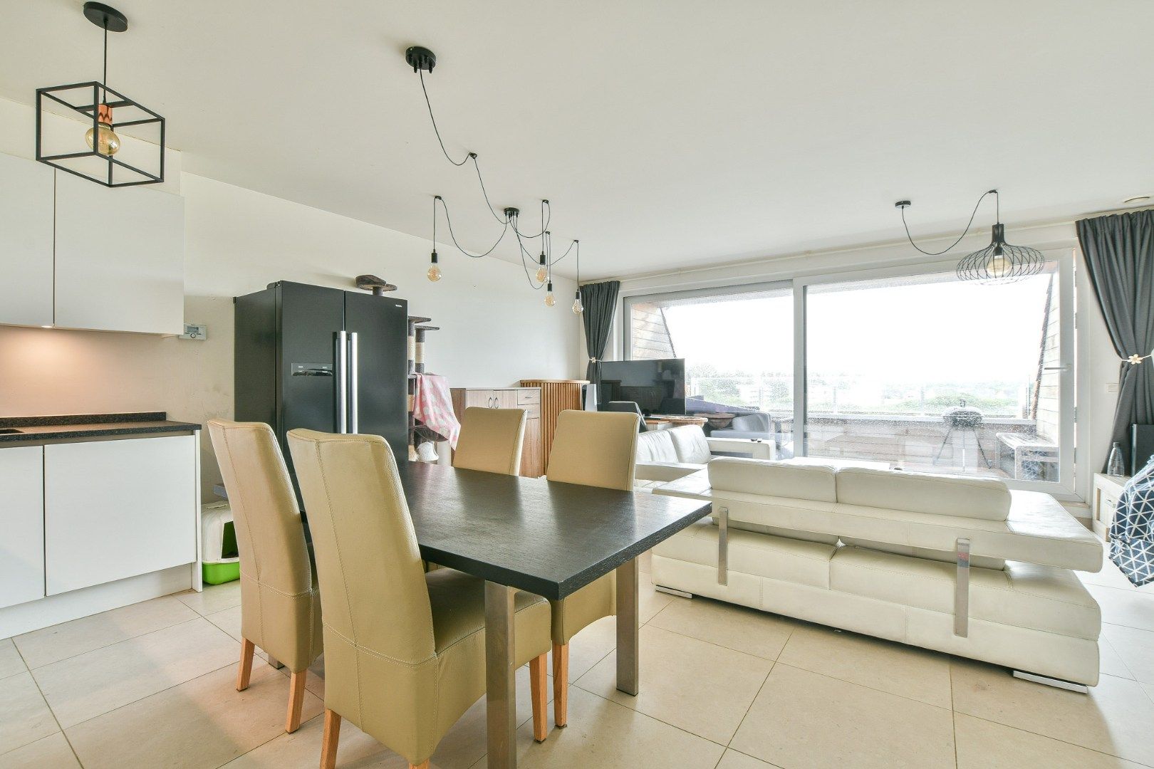 Modern 2-slaapkamerappartement op de derde verdieping met terras nabij duinen en strand, De Haan foto 7