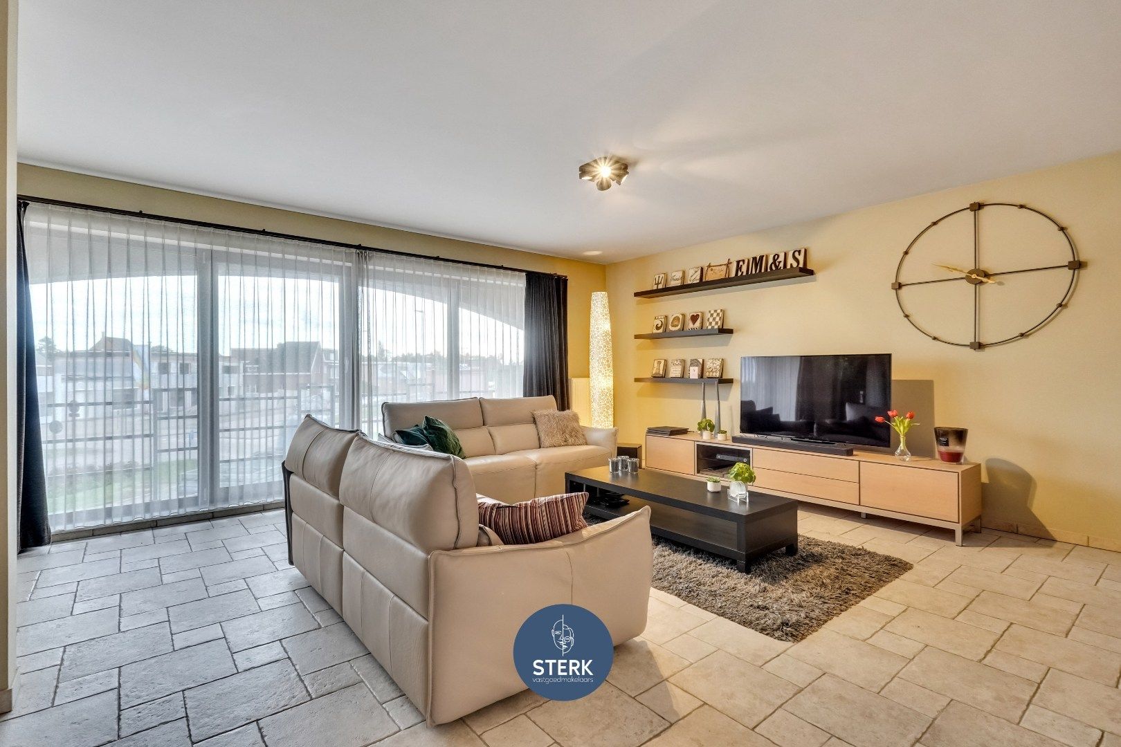 INSTAPKLAAR DUPLEX-APPARTEMENT MET 3 SLPKS EN 2 TERRASSEN TE REKEM !  foto 6