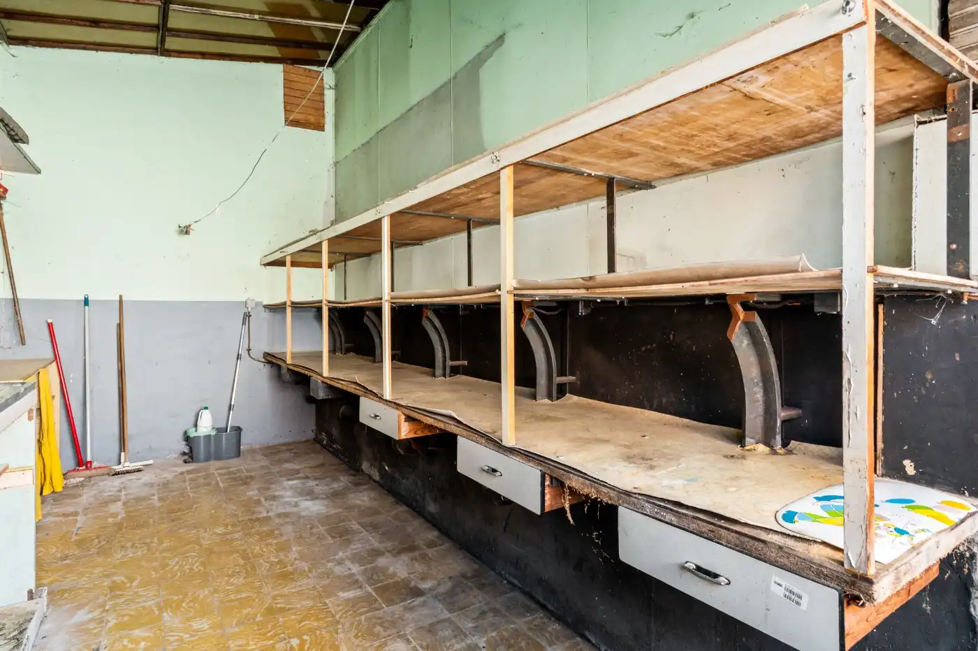 Te renoveren woning met 3 à 4 slpk. en inpandige garage foto 22