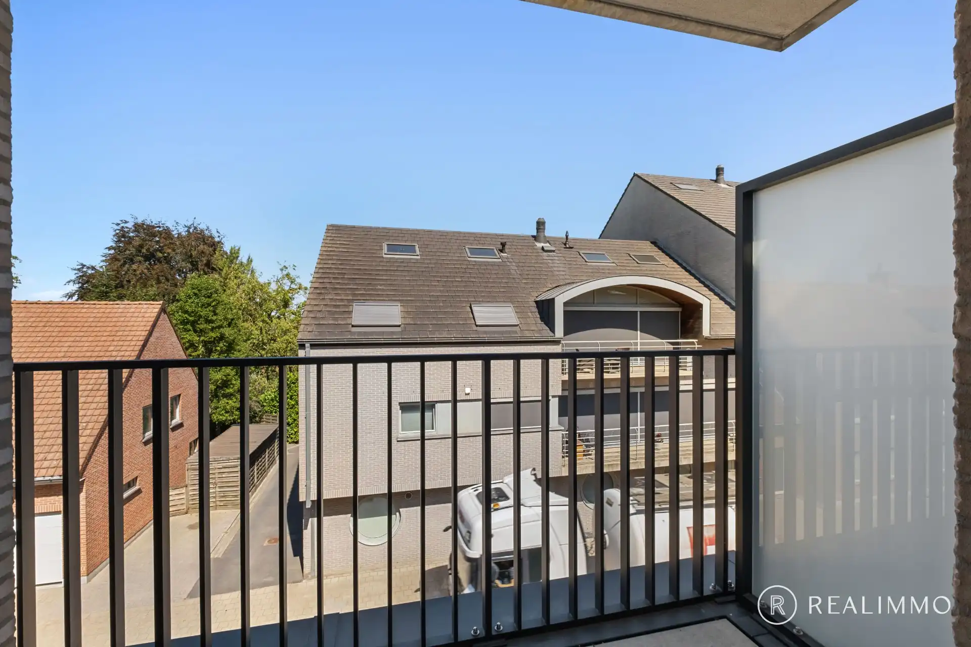 Instapklaar nieuwbouwappartement in hartje Desselgem foto 12