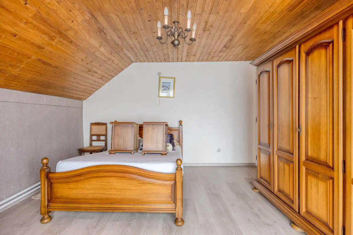 Goed gelegen woning met 3 slaapkamers foto 22