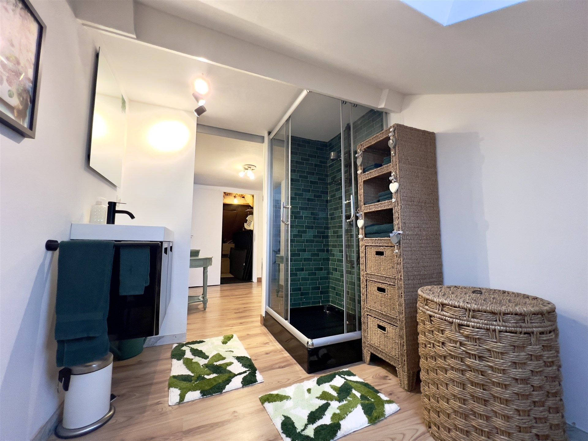 Ruime, Instapklare woning met zicht op velden in Bredene foto 33