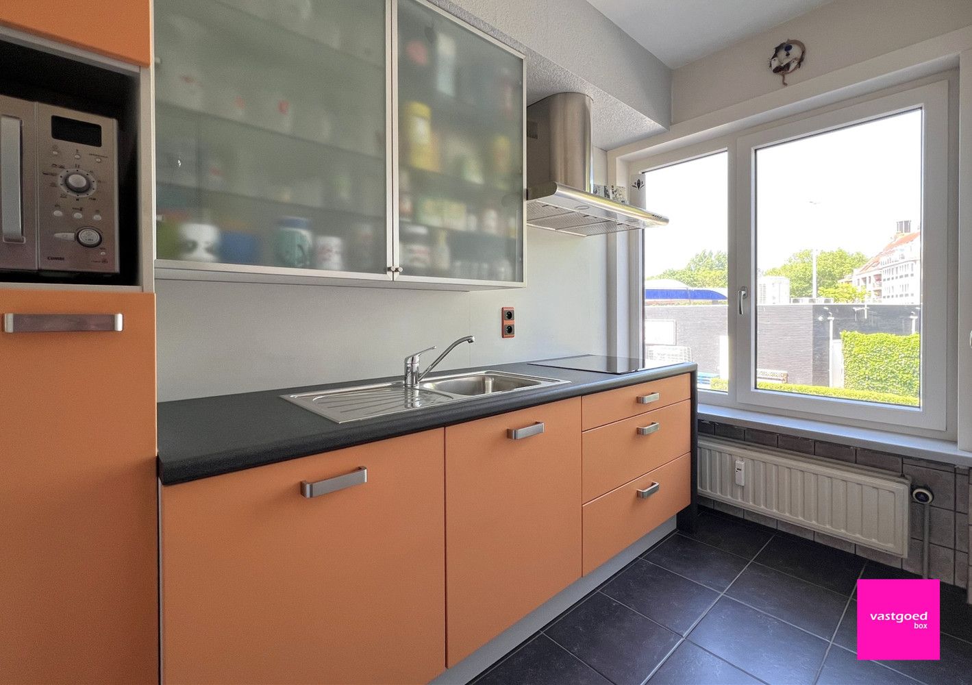 Verzorgd appartement met 2 slaapkamers en terras, Oostende foto 8