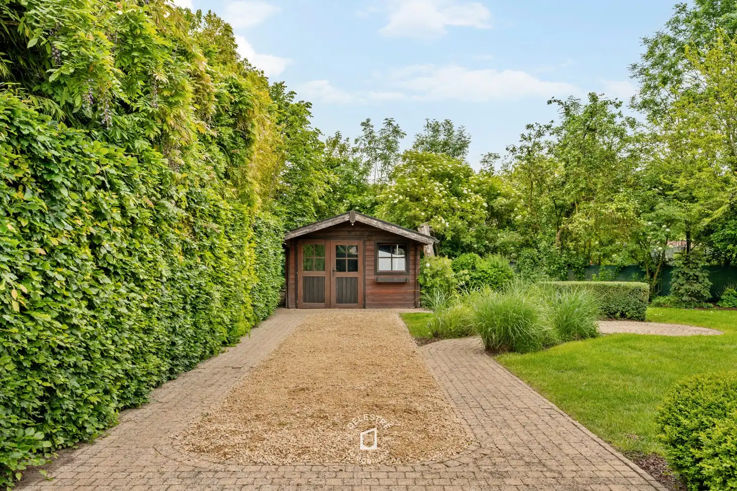 ENERGIEZUINIGE VILLA MET 6 SLAAPKAMERS IN RESIDENTIËLE BUURT foto 8