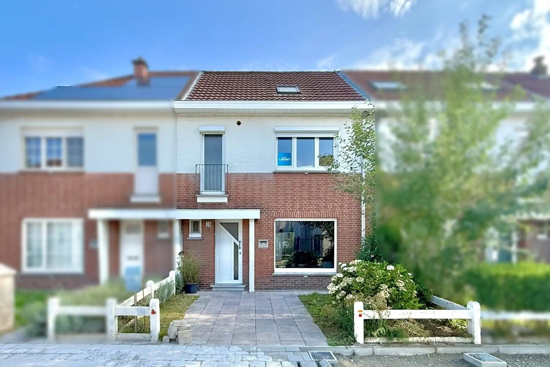 Hoofdfoto van de publicatie: Gerenoveerde woning met tuin in rustige buurt