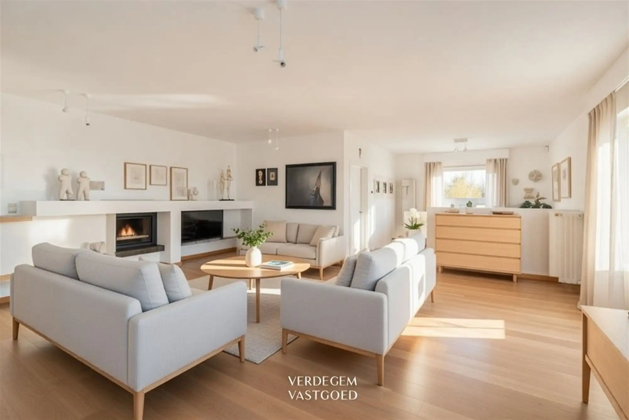 Architectenvilla met aparte studio / atelier en mooie zichten foto 2