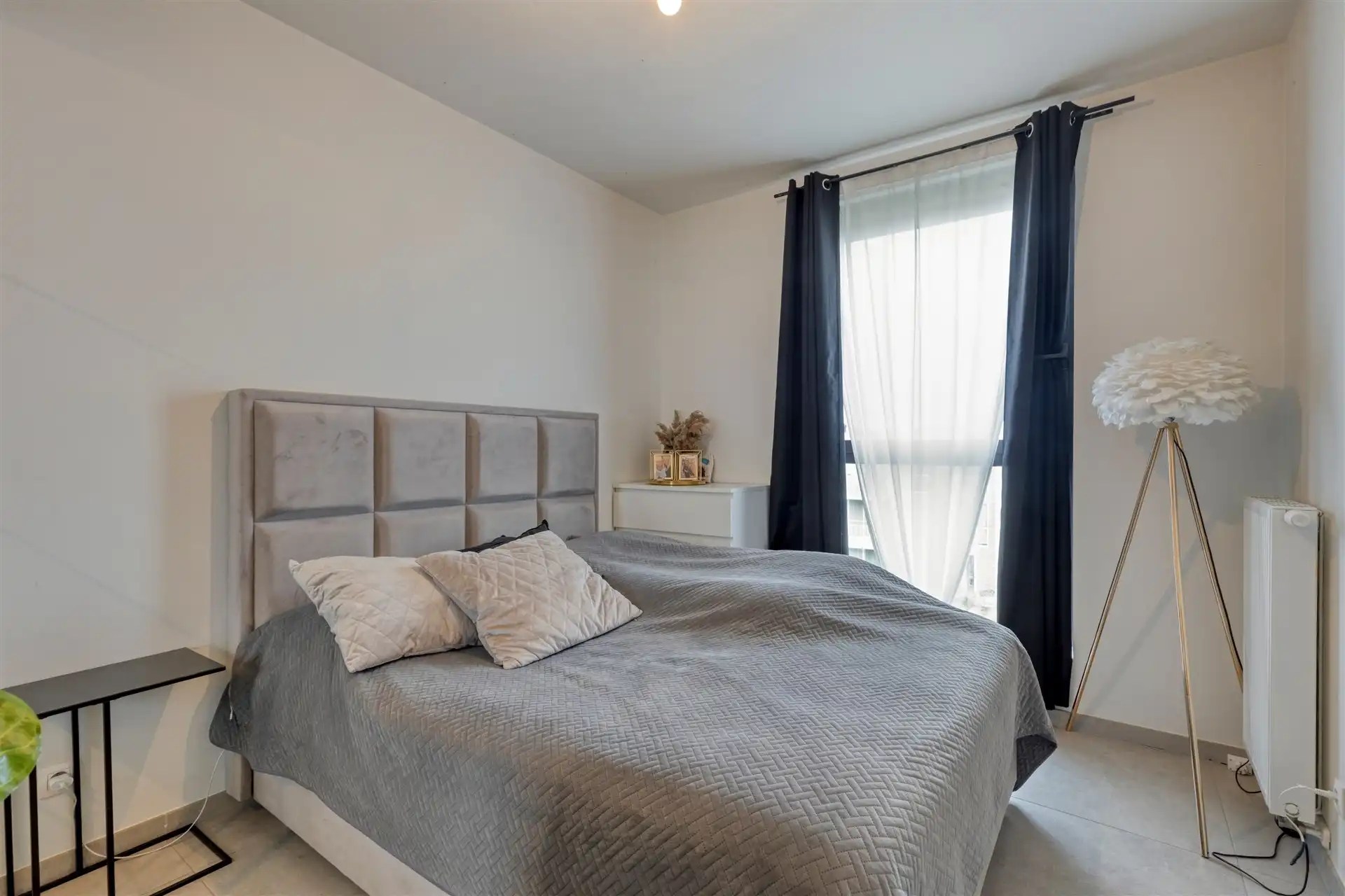 Instapklaar, energiezuinig 2 slaapkamer appartement (83m²) met terras, gem. tuin en autostaanplaats. foto 14