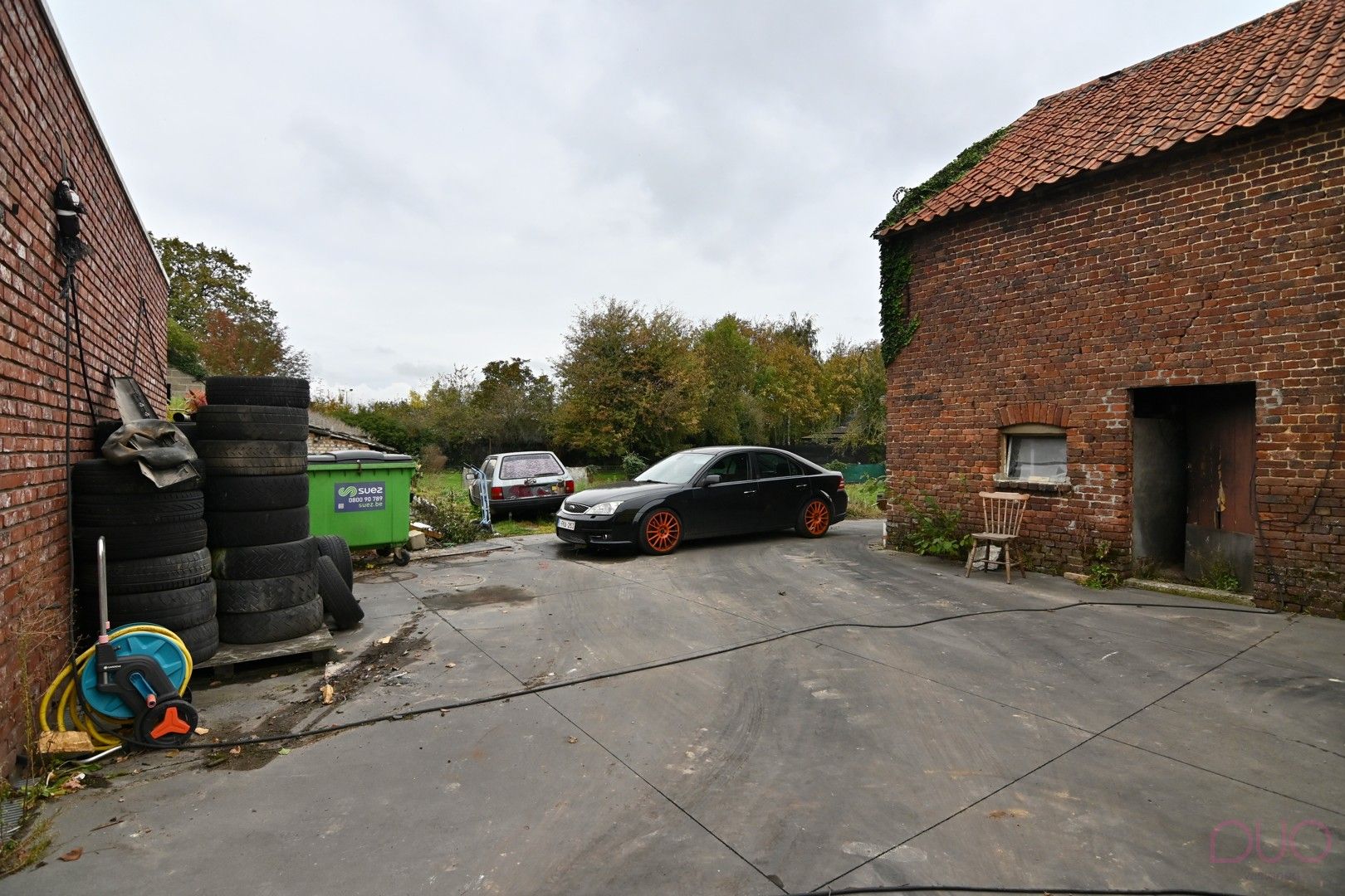 Verder te renoveren hoevewoning met ruime schuur die tal van mogelijkheden biedt. foto 24