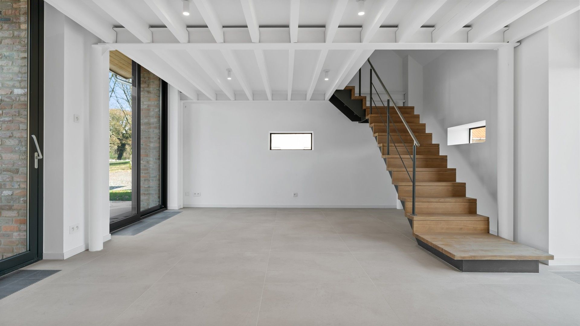 Exclusief hippisch eigendom met binnen- en buitenpiste, paardenstallen foto 42