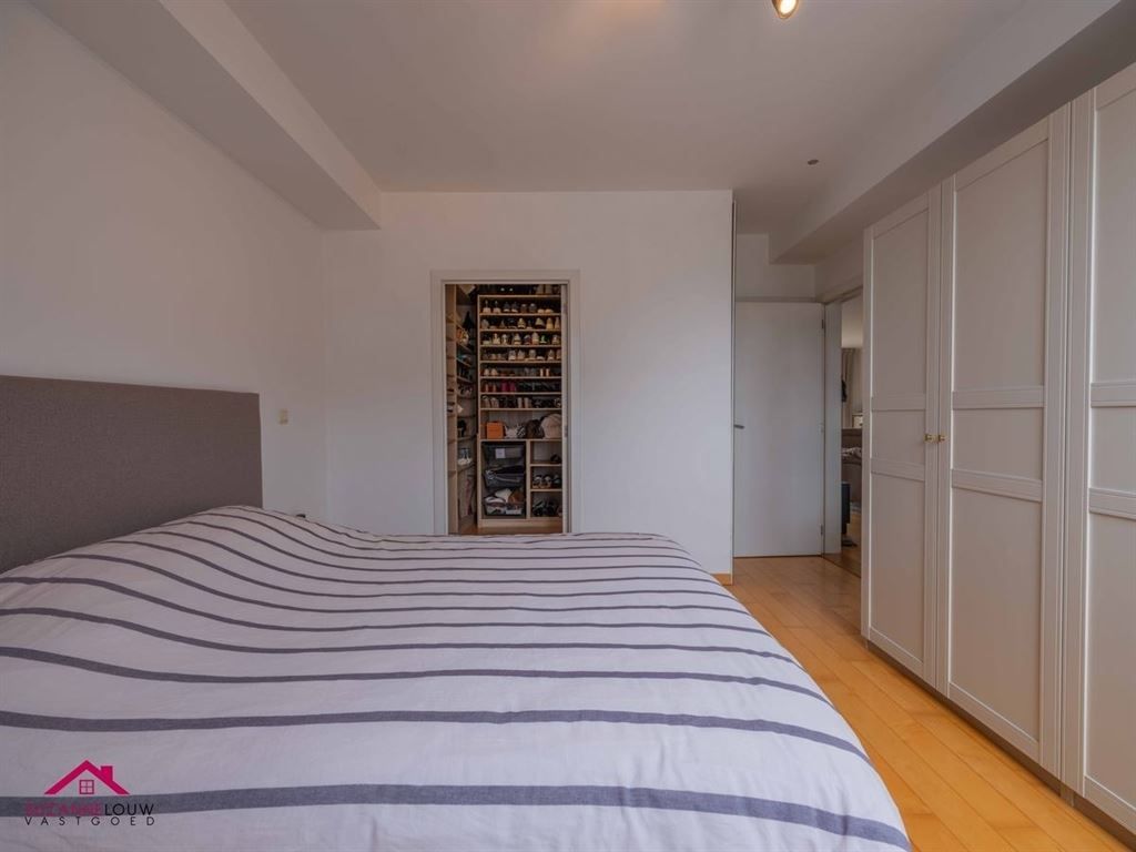 Ruim en gezellig appartement vlakbij het centrum foto 22