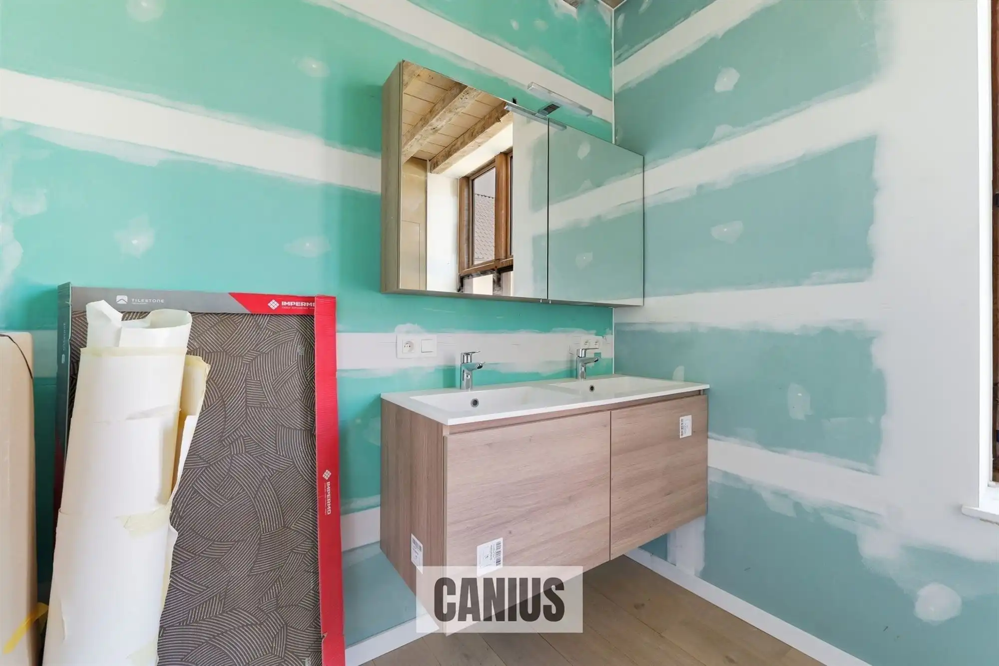 STATIGE WONING MET 3 SLKS EN TERRAS  foto 25