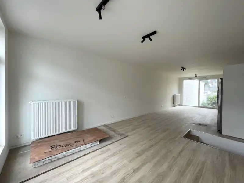Prachtig gerenoveerd duplex appartement met zonnige tuin nabij Overpoort en Citadelpark foto 9
