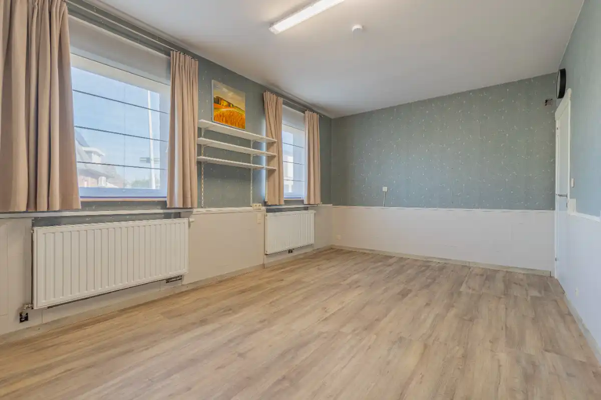 Zeer goed gelegen bungalow op wandelafstand van het centrum, station en de scholen van Dendermonde foto 10