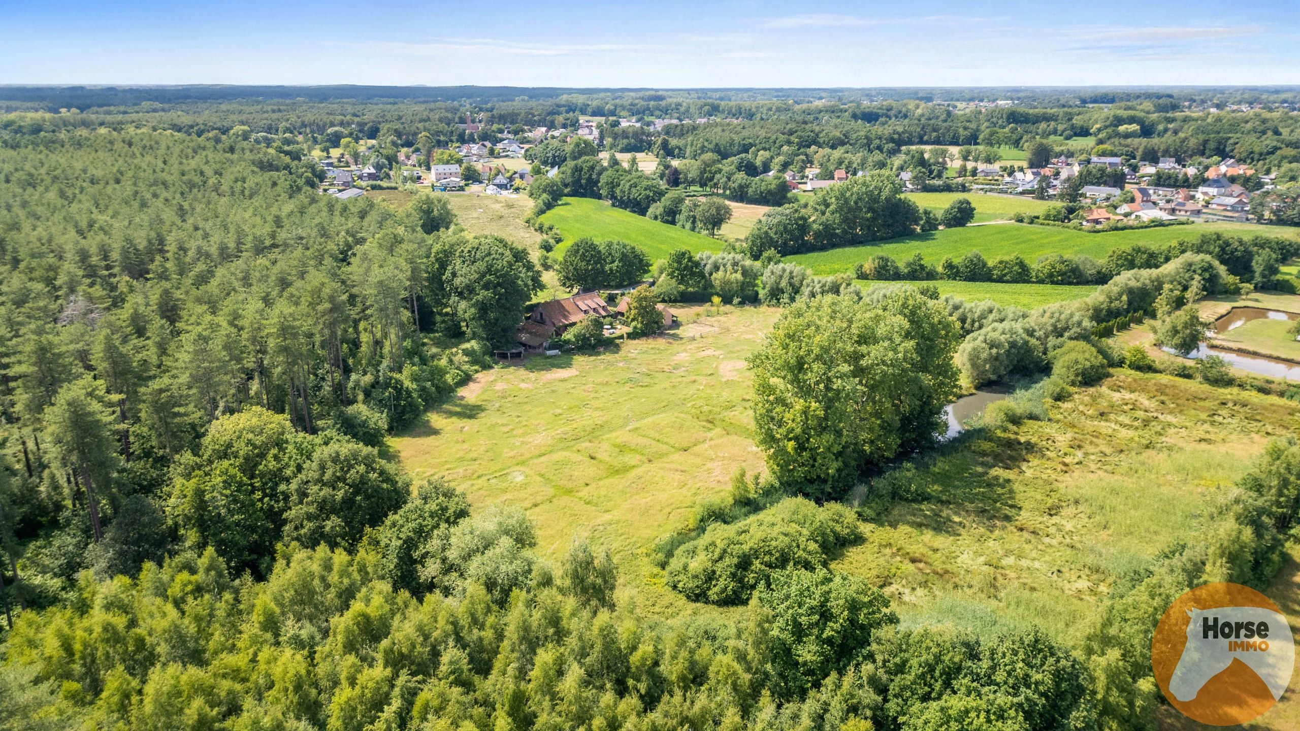 TESSENDERLO - Uniek gelegen hoeve met schuren op 3ha76 foto {{pictureIndex}}