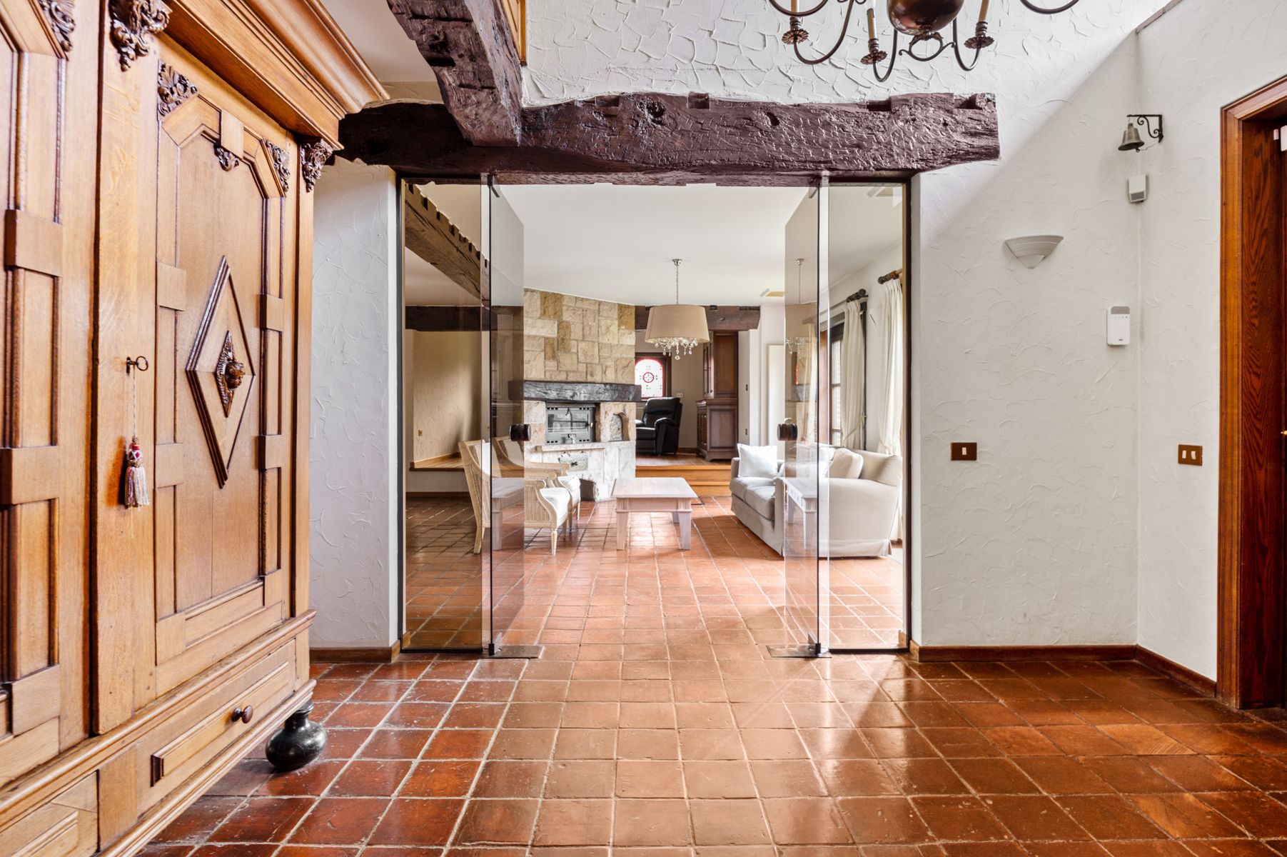 Te renoveren villa met uniek vrij zicht op ca. 2.065m². foto 17
