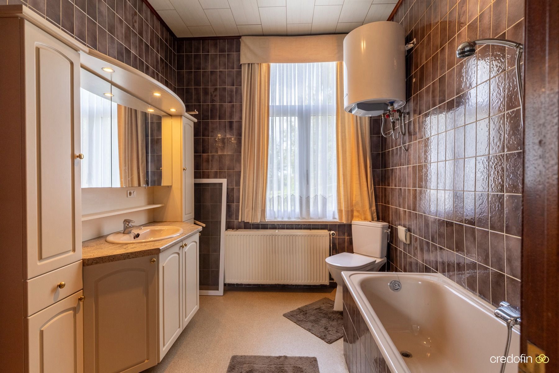 Ruime karaktervolle burgerwoning met zuidgerichte tuin in Evergem foto 12