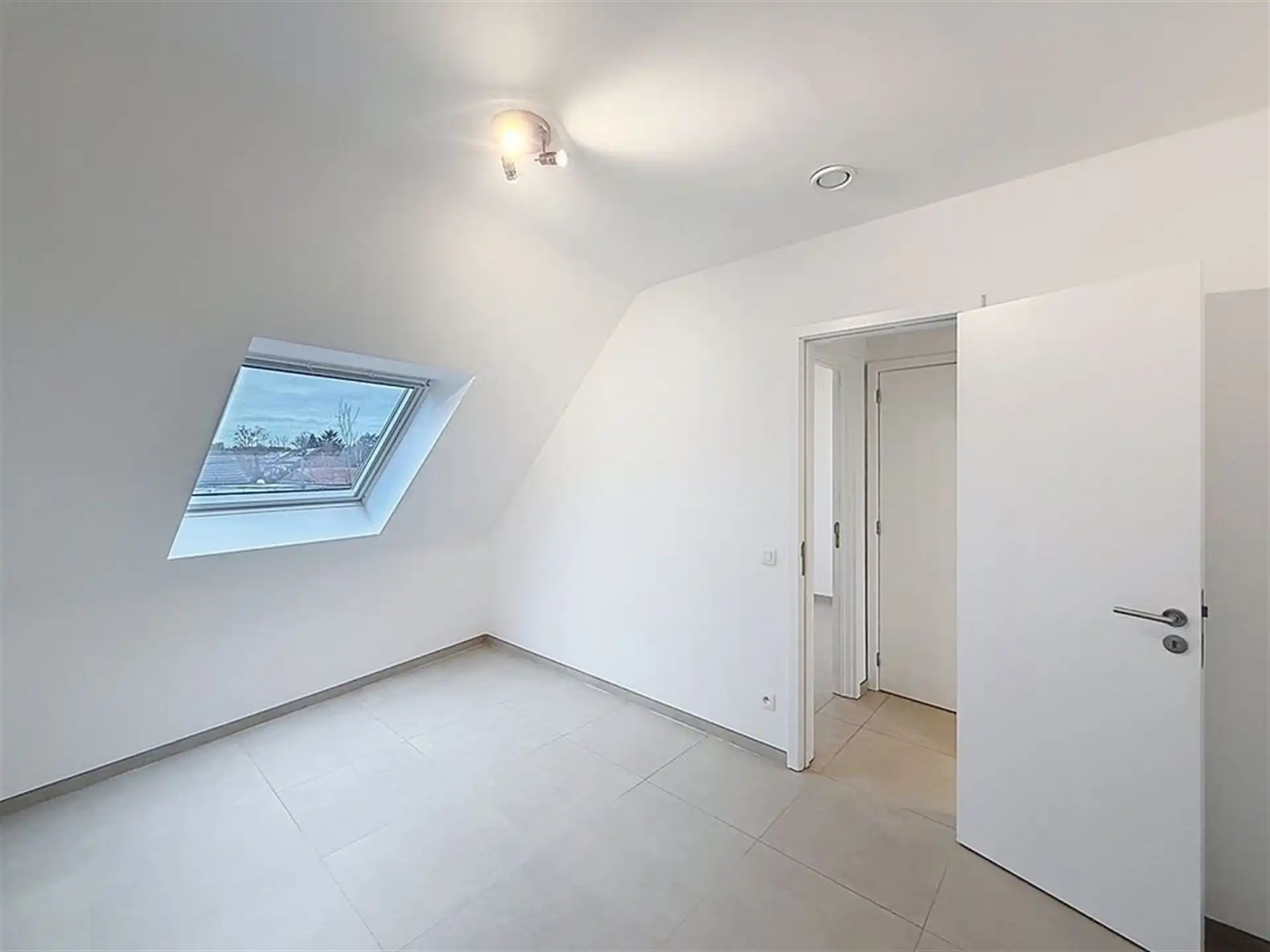 BEN-appartement (2022) met 2 slpks, terras en staanplaats foto 18