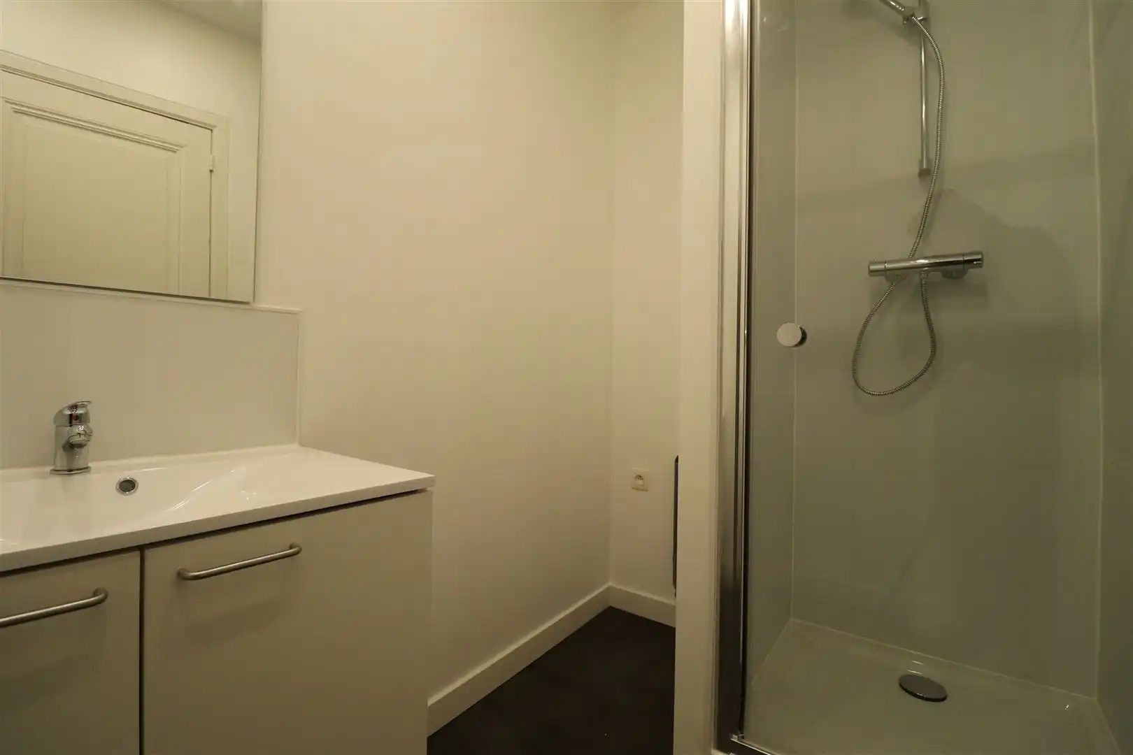 Karakter appartement aan KMSKA foto 10