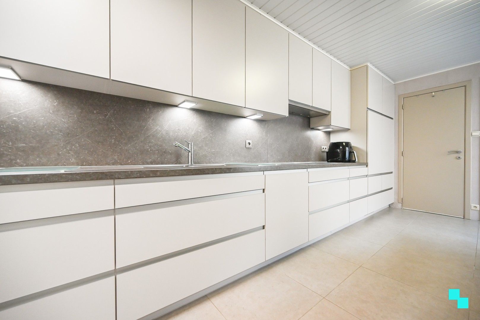 Ruime eengezinswoning met 4 slaapkamers foto 10