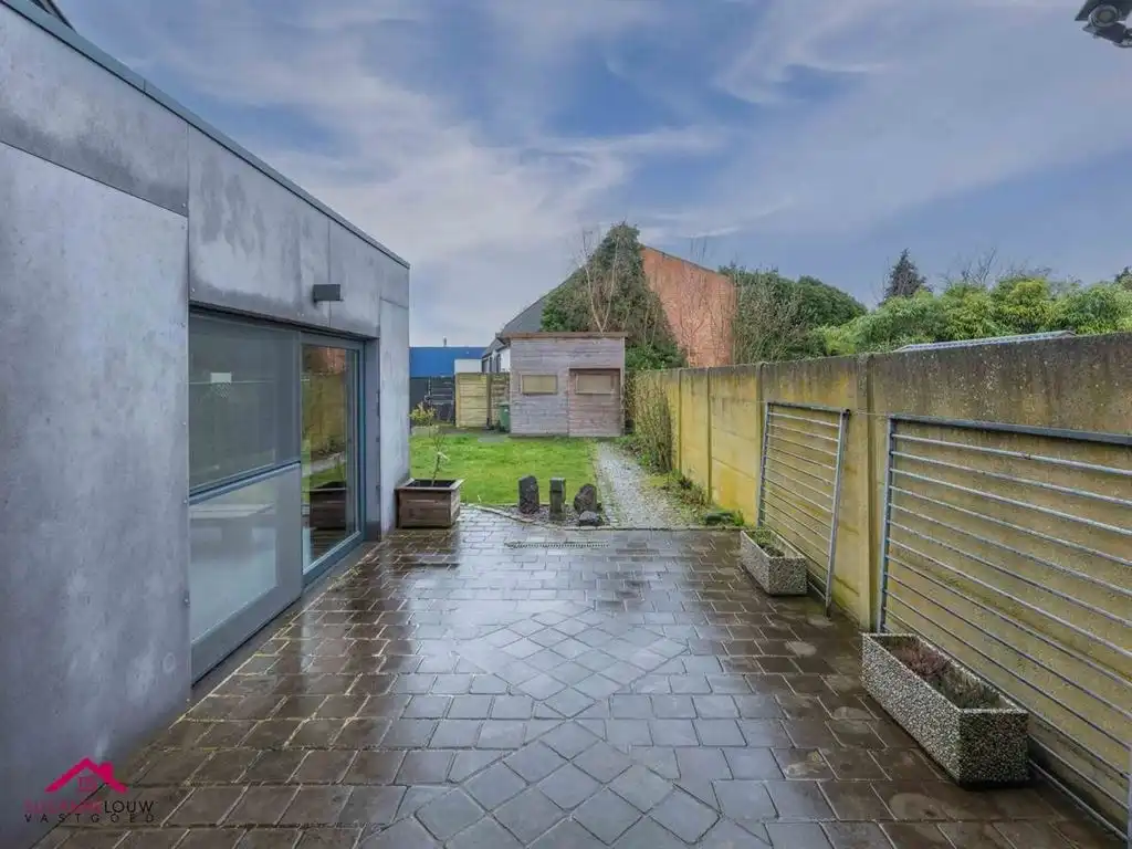 Instapklare gezinswoning met tuin foto 3