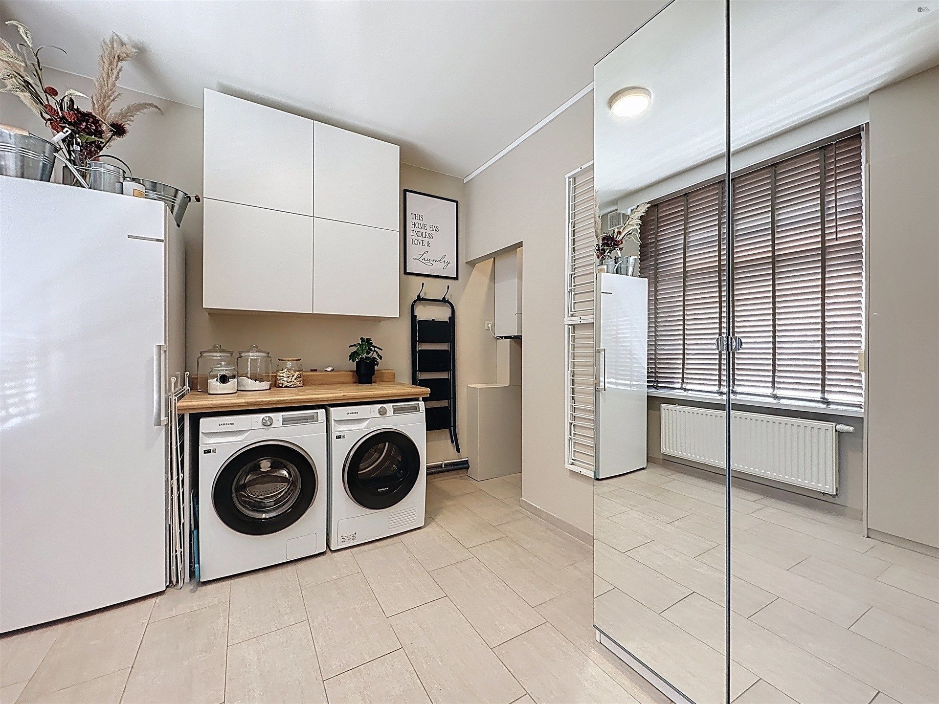 Energiezuinige, instapklare woning met 4 slaapkamers en prachtige tuin in Sint-Niklaas foto 8