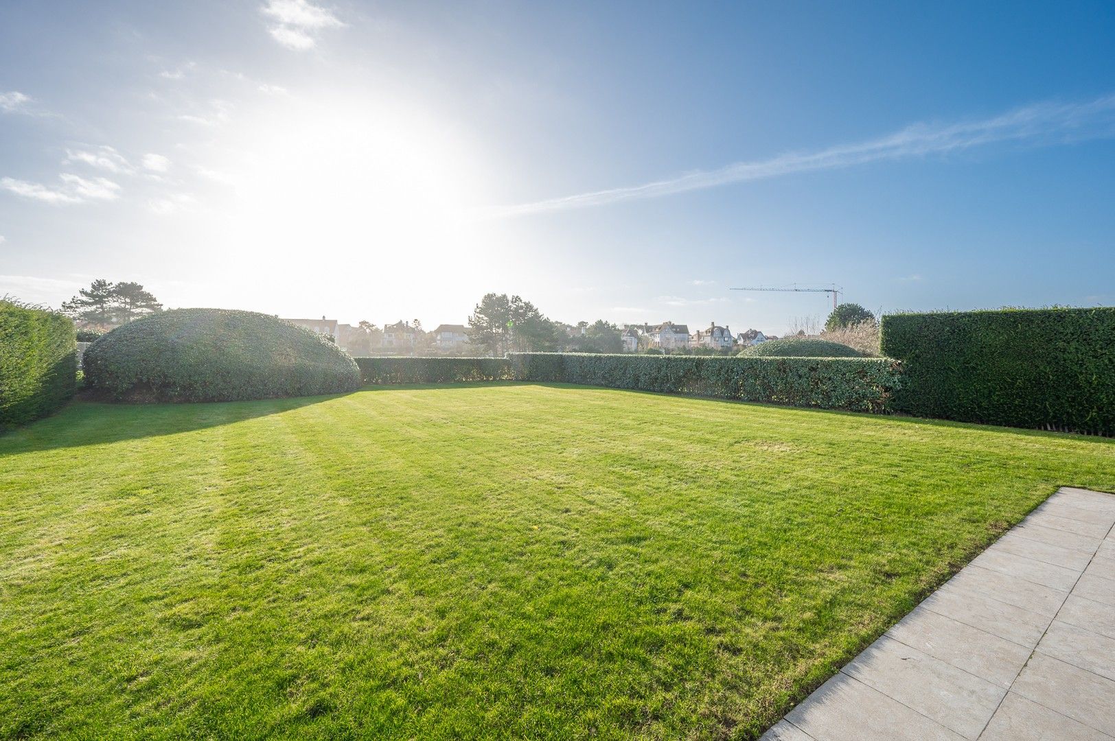 Magnifiek tuinappartement gelegen aan de Minigolf van het Zoute, op enkele stappen van de zee en de winkels. foto 20