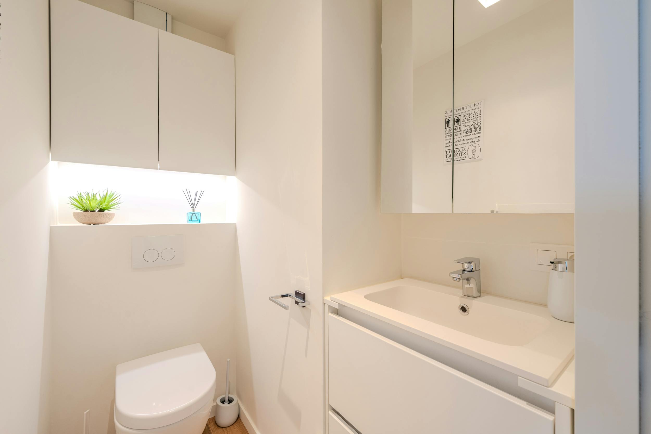 Prachtig éénslaapkamer appartement te koop op de Zeedijk te Middelkerke! foto 16