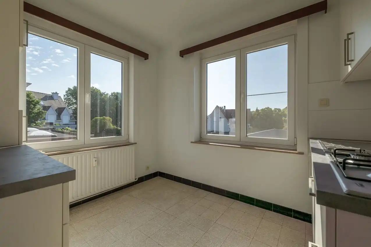 Gunstig gelegen appartement met 2 slpk. en garage foto 6