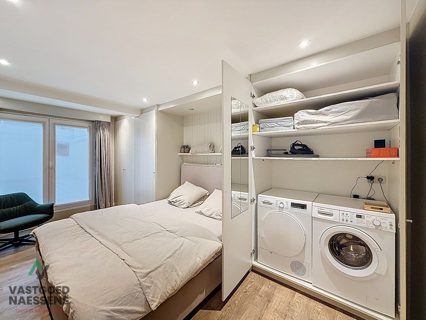 GEMEUBELD 2 SLPK APP MET ZICHT OP ZEE foto 10