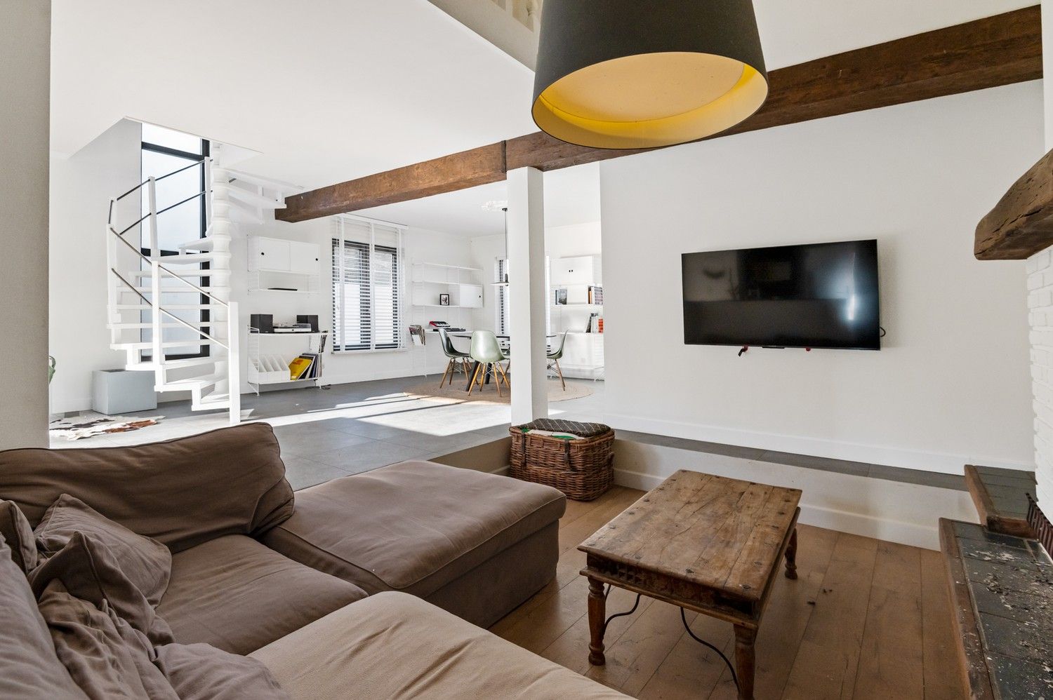 Unieke energiezuinige HOB met 3 SLPKS en grote tuin in een rustige straat in Wijnegem! foto 6