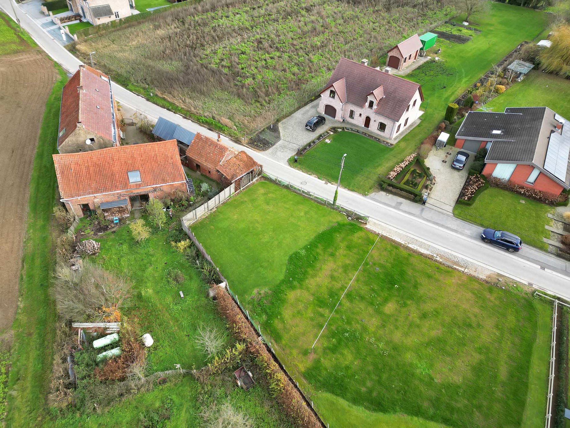 Perceel grond voor open bebouwing op 3a 67ca foto 8