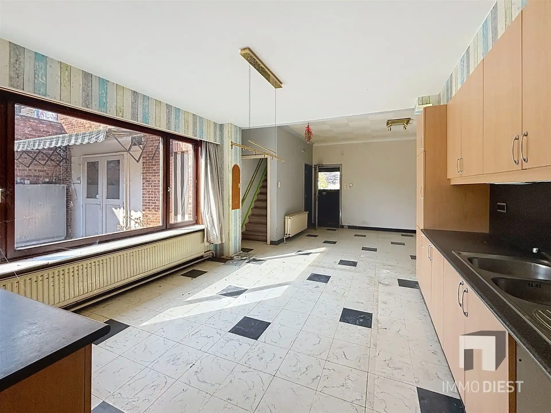 Handelshuis in het centrum van Ham op 5,83are foto 26