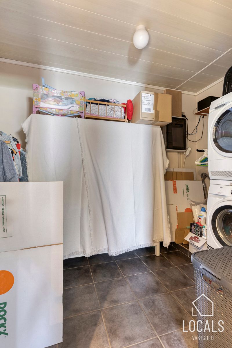 Halfopen bebouwing met 3 slpks, tuin en garage  foto 12