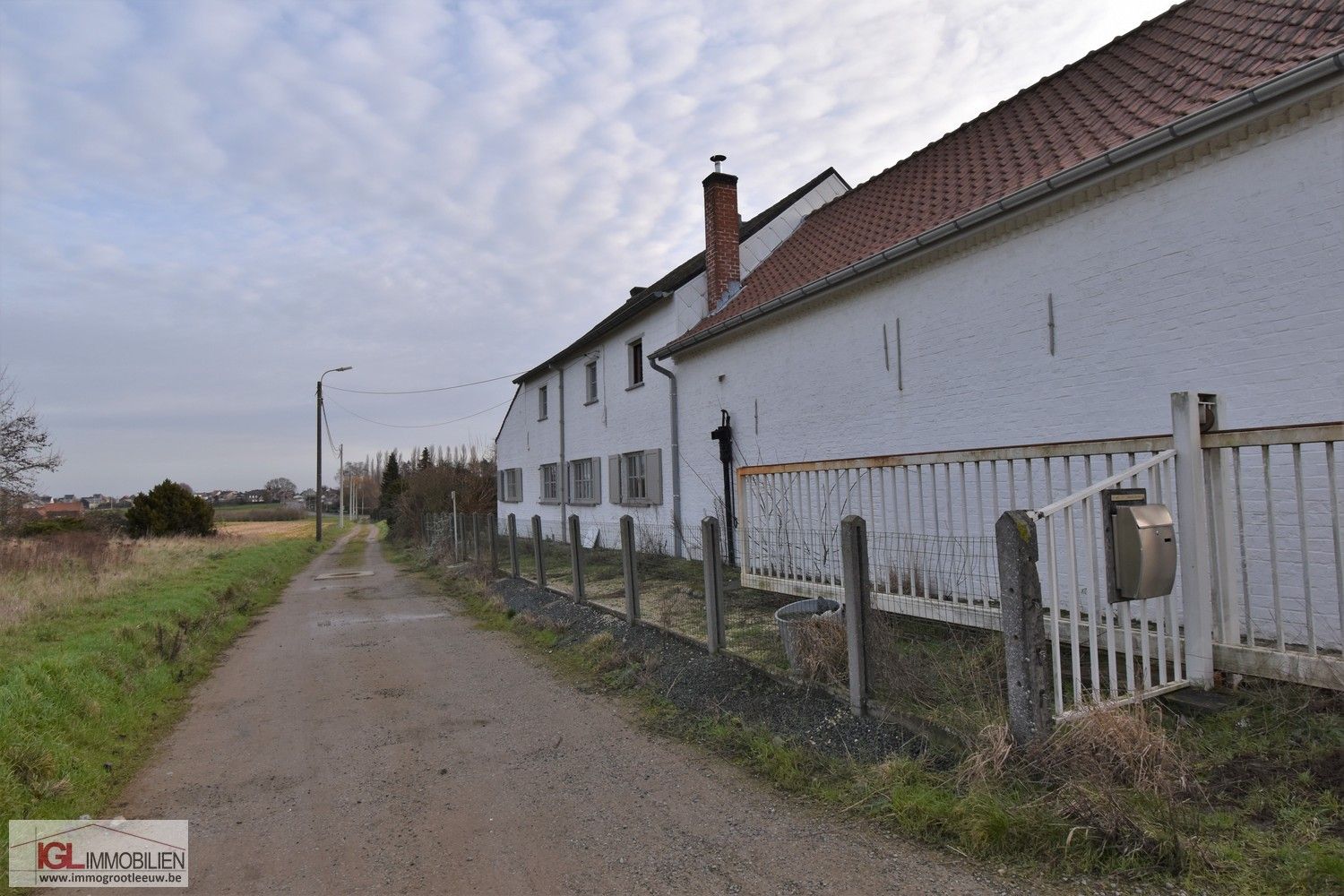 Charmante gerenoveerde fermette met 4 slaapkamers! foto 2