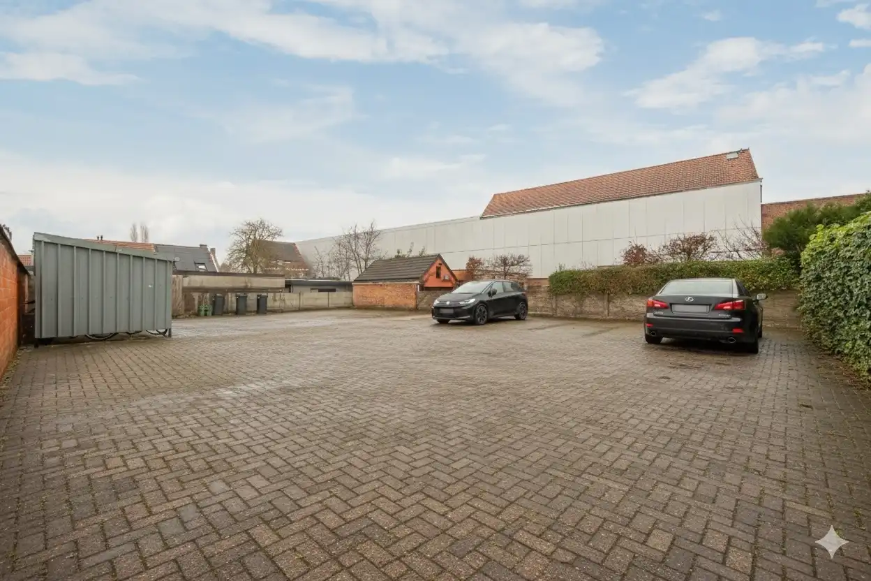 Ruim appartement (Bj 2005) met 3 mooie slaapkamers foto 3