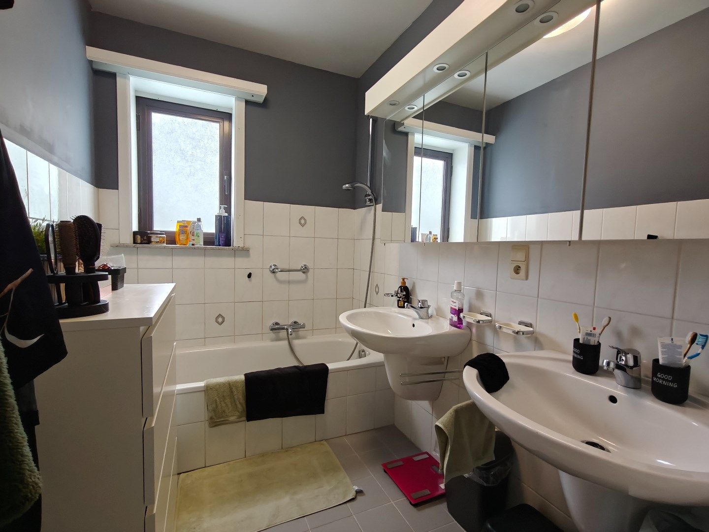 Ruim en licht appartement met drie terrassen en ondergrondse parkeerplaats foto 7