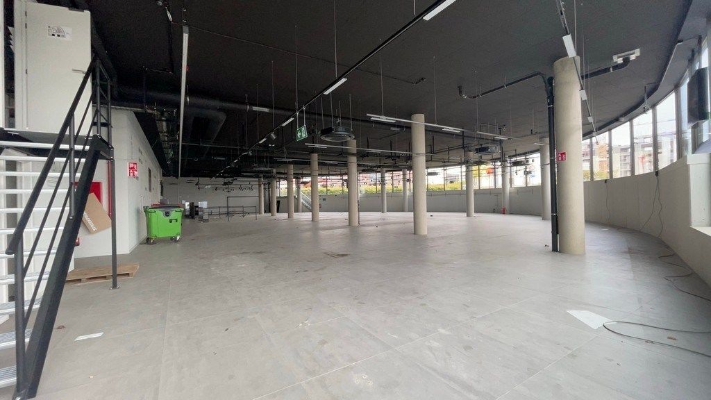 Winkelruimte te huur aan het Keerdok in Mechelen foto 14