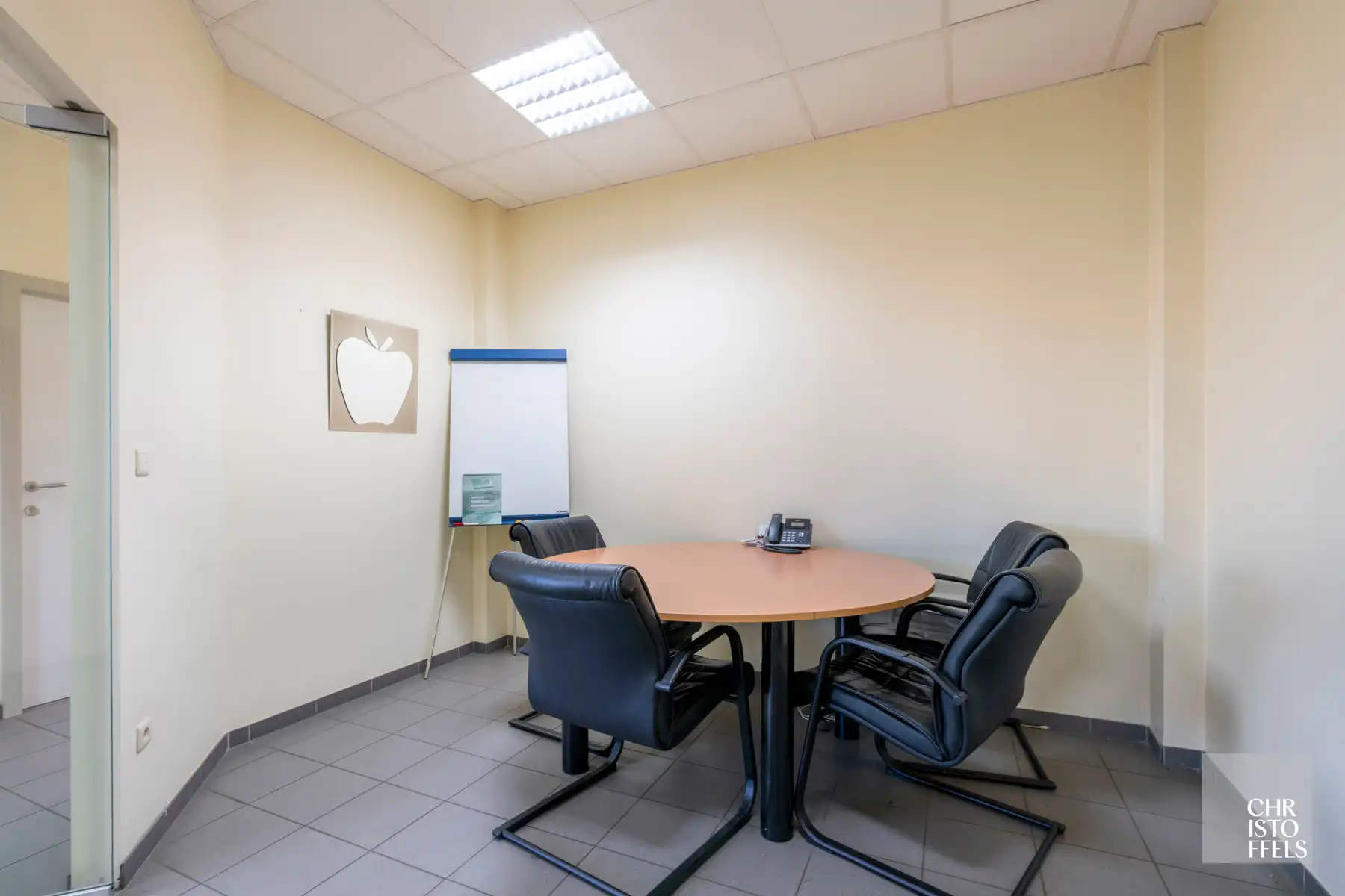 Functioneel bedrijfsgebouw op 4.445m² met magazijn/werkplaats (1.231 m²) en kantoorruimtes (197 m²) nabij de E314 foto 8