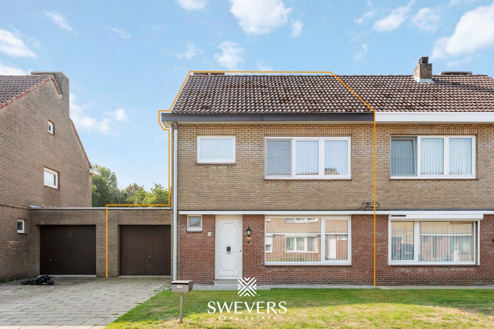 Instapklare woning met garage en uitmuntende tuin te Beringen foto {{pictureIndex}}