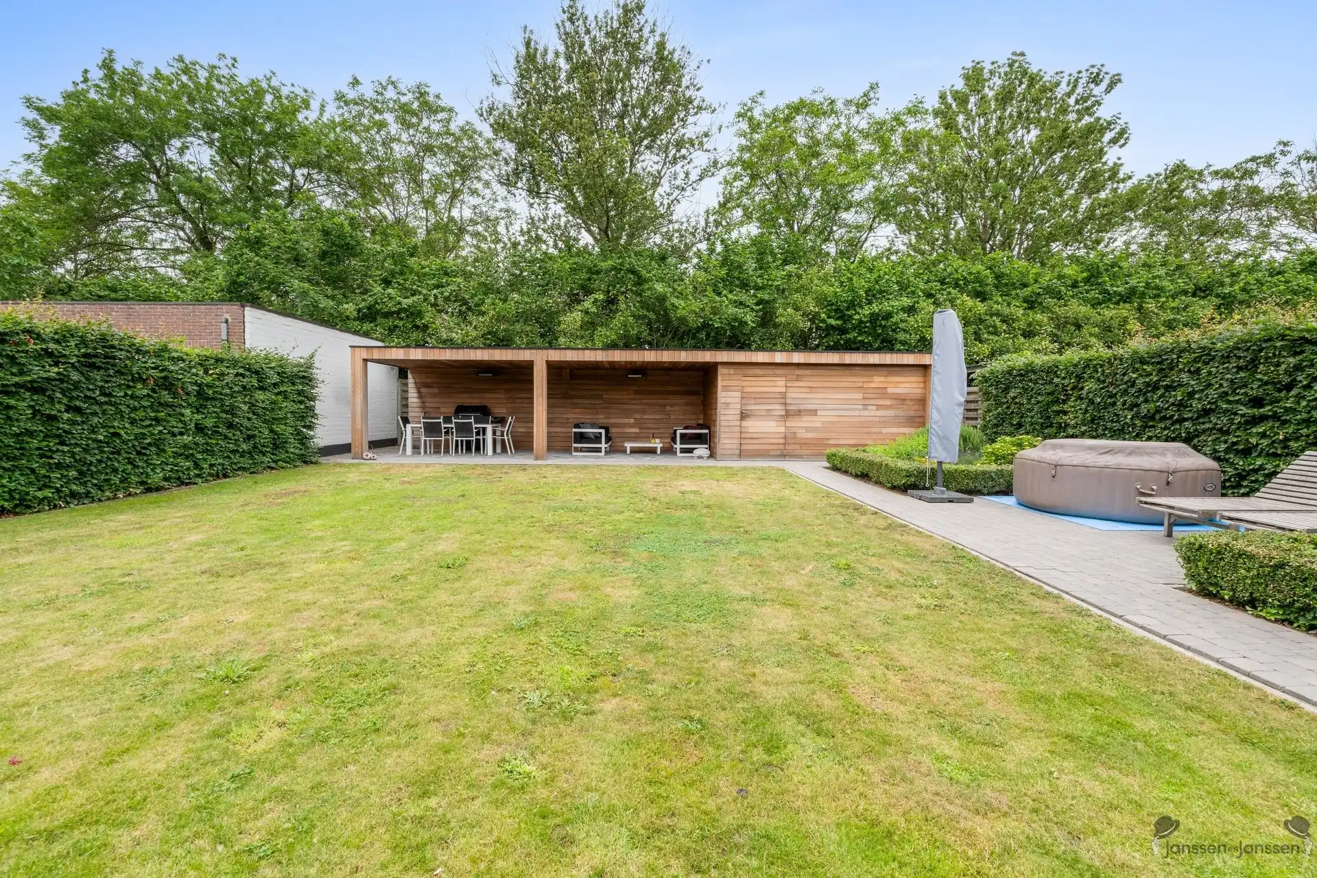 Moderne en lichtrijke woning op 600m² nabij centrum Brecht foto 23
