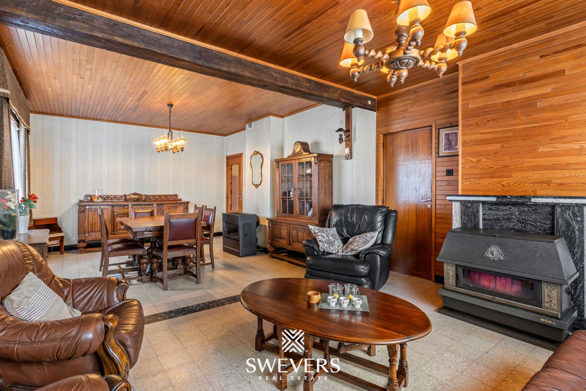 Charmante halfopen gezinswoning met potentieel (8are) op toplocatie in Diepenbeek foto 3