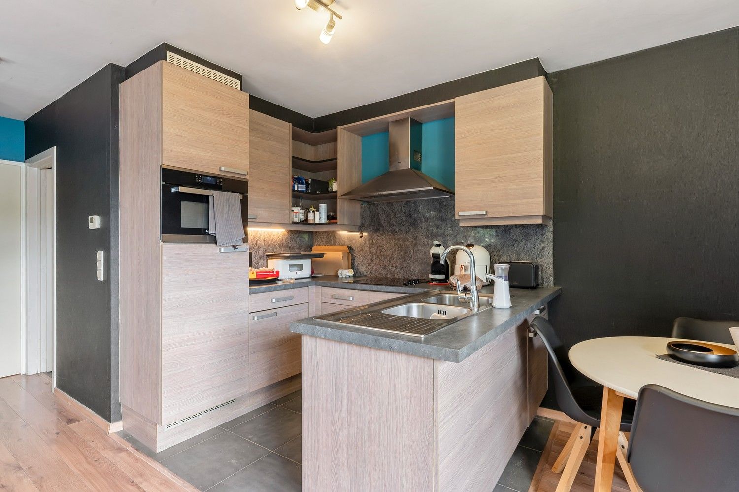 INSTAPKLAAR GELIJKVLOERS APPARTEMENT I EPC = B I PUTTE foto 7