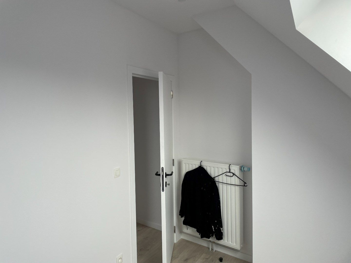 Vernieuwde, energiezuinige woning in centrum Evergem foto 18