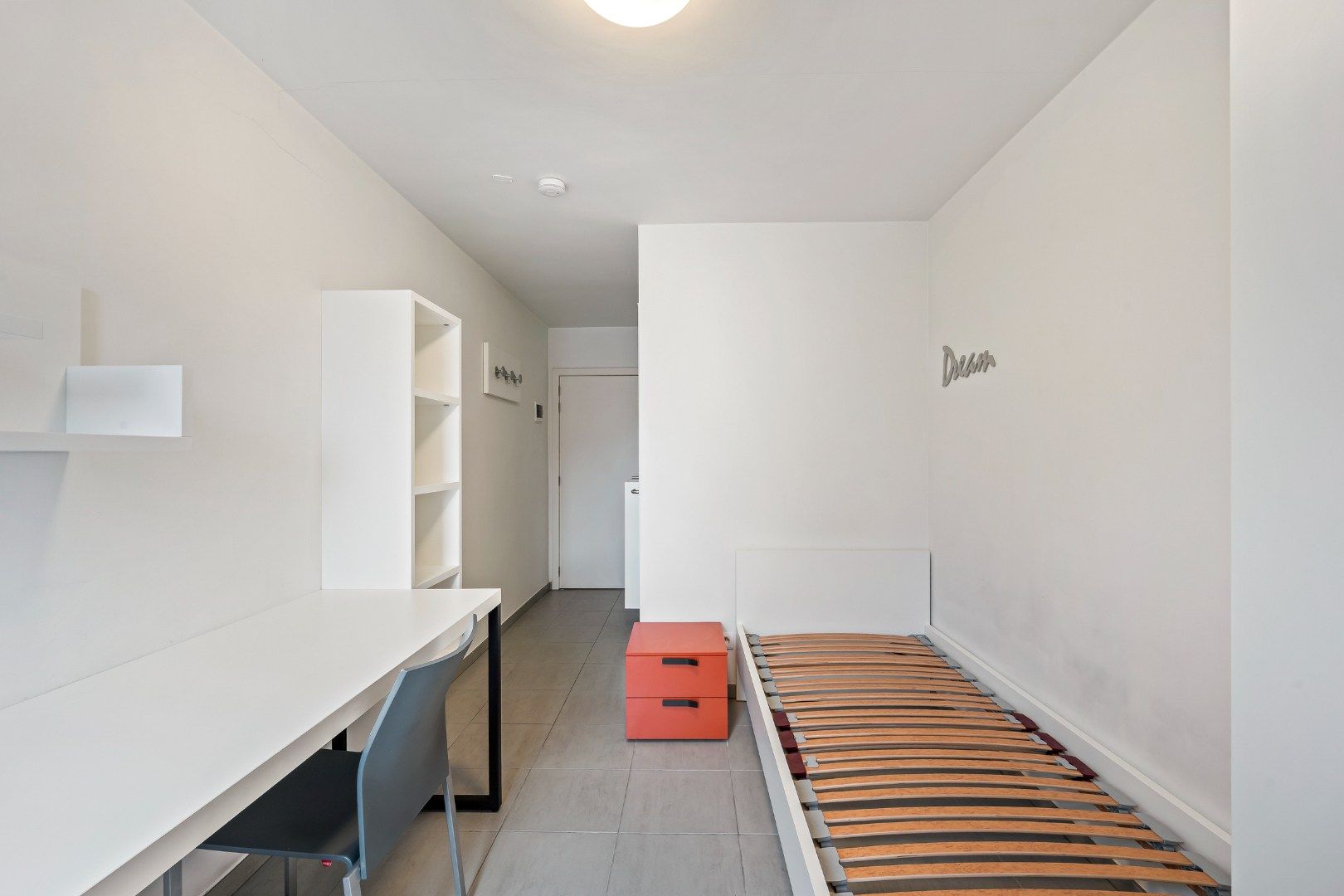 Studentenkamer met privébadkamer in Kortrijk-centrum foto 8