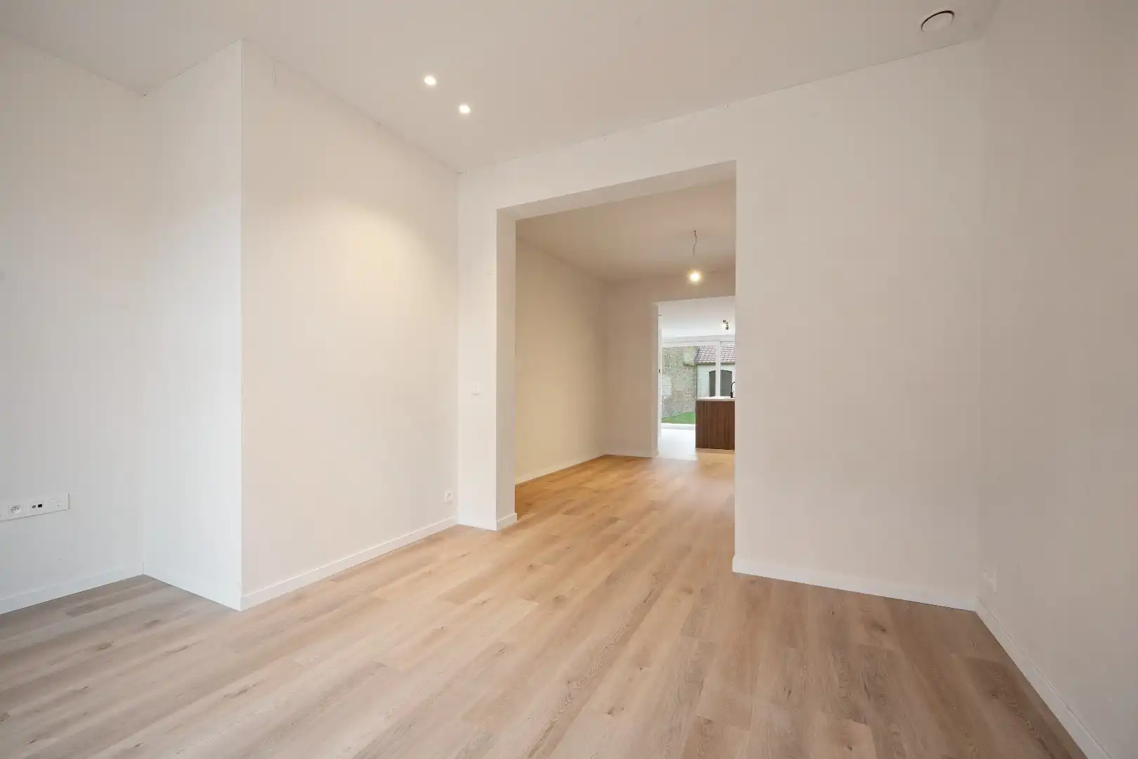 Karaktervol, gerenoveerde burgerwoning in Nieuwpoort (Vernieuwbouw - Epeil 7) – 4 slaapkamers & stadstuin foto 9