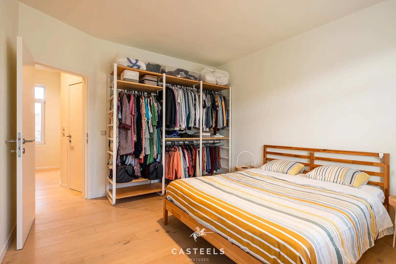 Instapklare gezinswoning met droomtuin en 3 slaapkamers foto 10