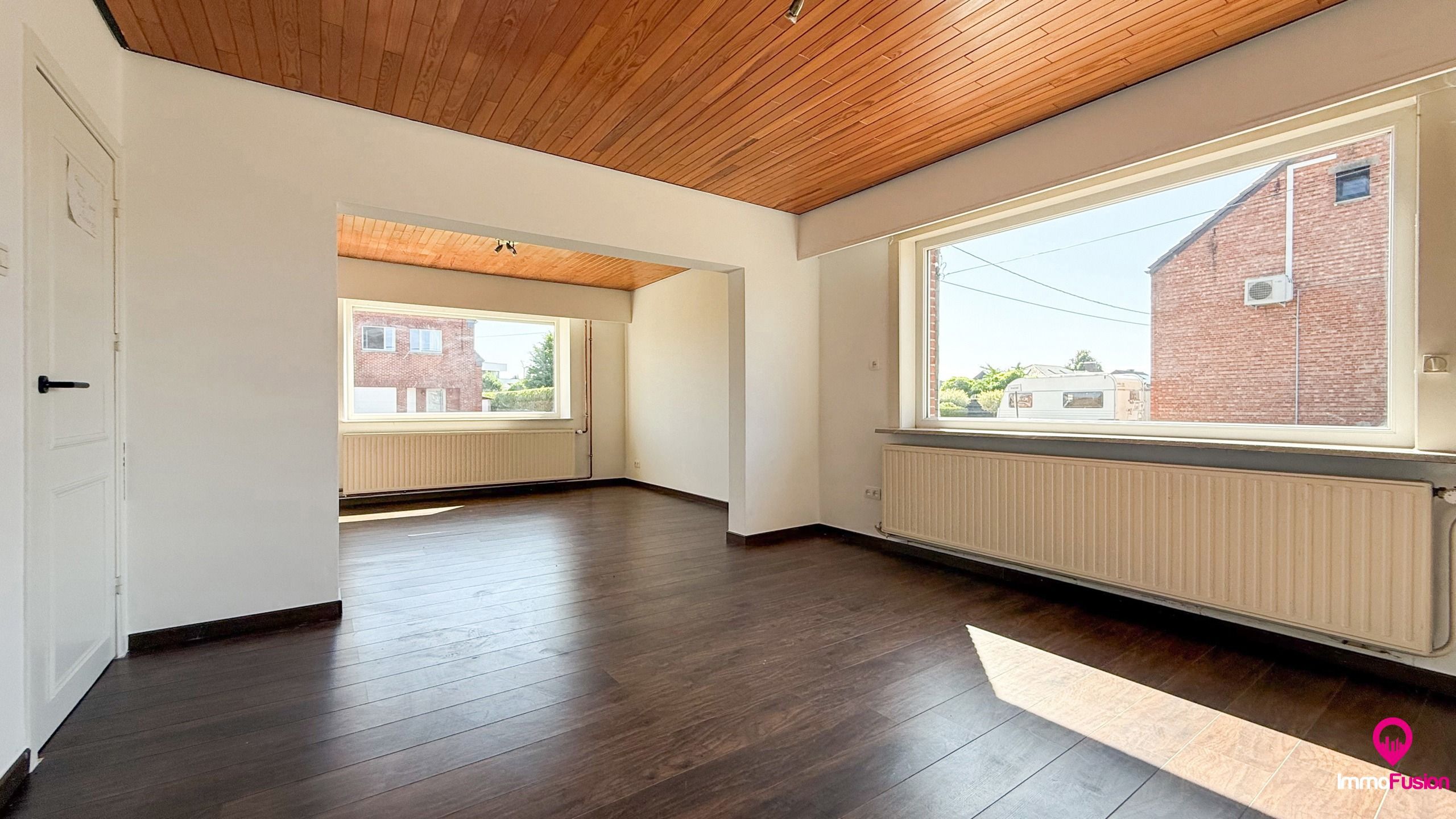 Charmante woning met 3 slaapkamers en ruime tuin! foto 6
